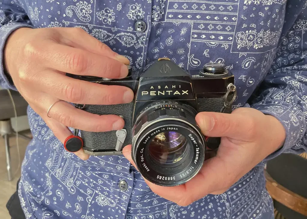Prenez en main votre appareil photo argentique reflex